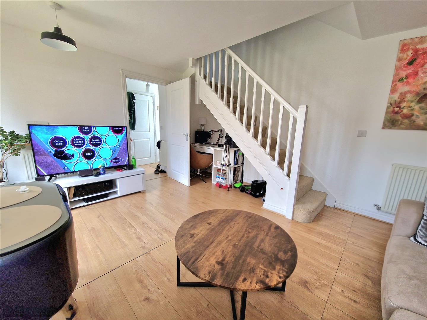 2 bed property in Cantley Road, Bedford